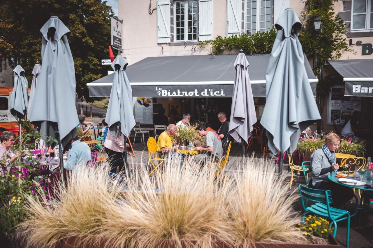 Grand Gite Du Bistrot D'Ici Saint-Saturnin  Екстер'єр фото