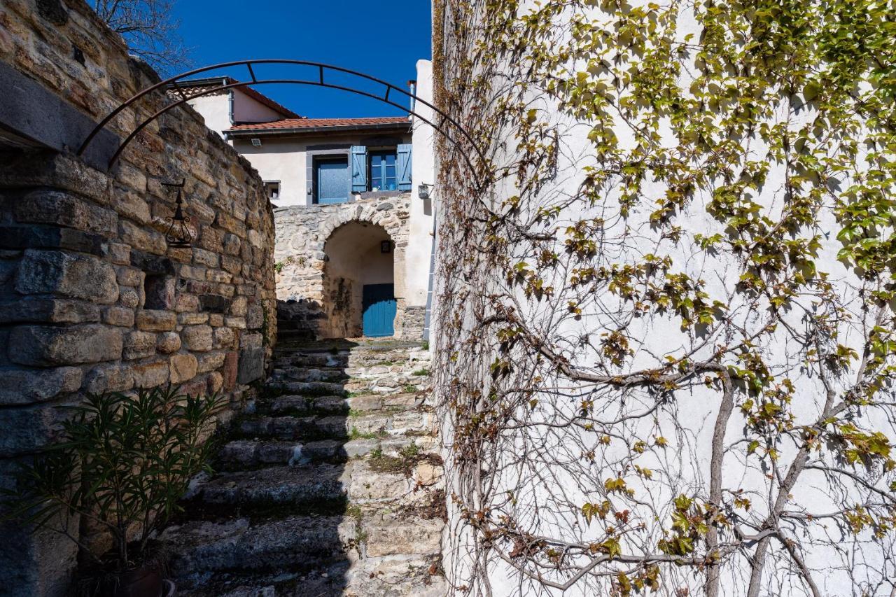 Grand Gite Du Bistrot D'Ici Saint-Saturnin  Екстер'єр фото